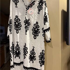 Black & White Umgee Embroidered Tunic Dress